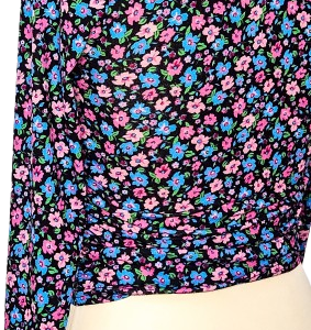 CAMISETA ASIMETRICA FLORES - Image 2